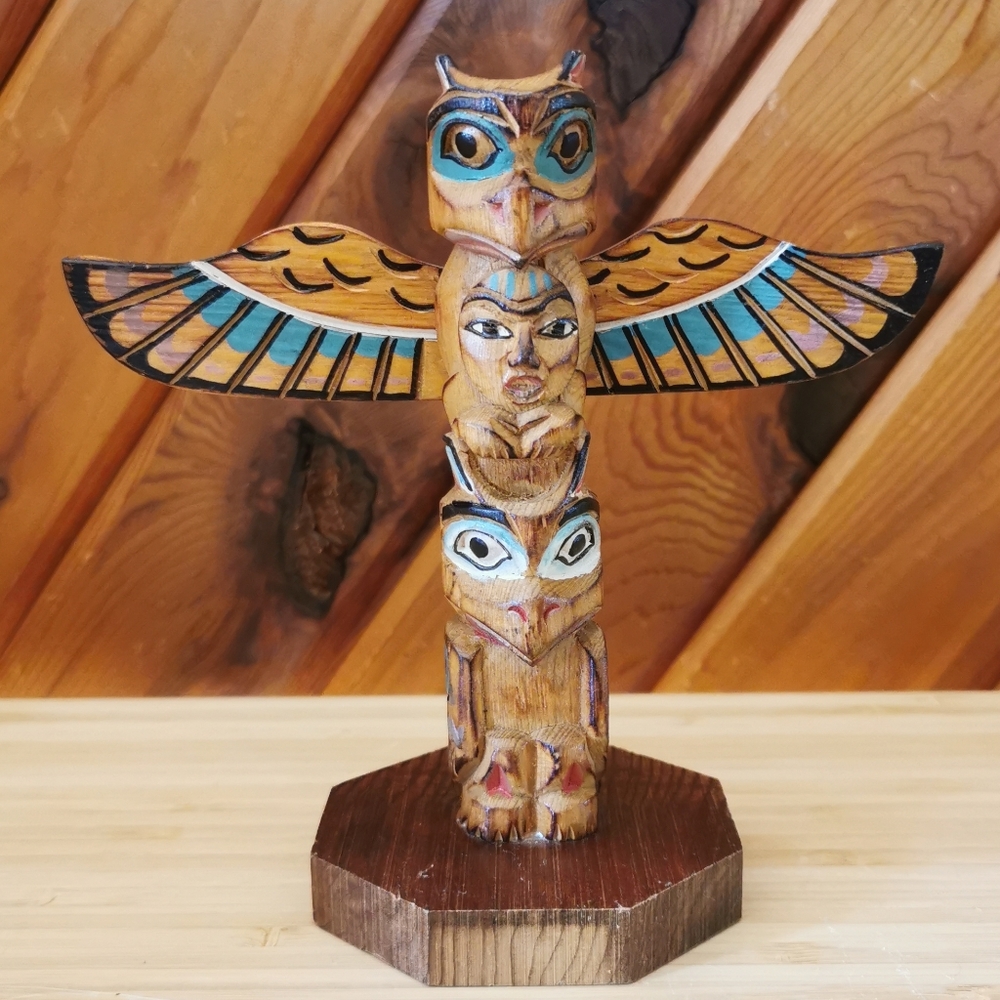 Vintage Alaska Black Diamond Totem Raven And Maiden